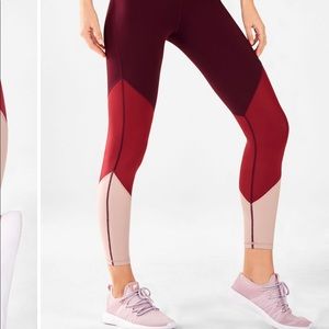 Fabletics Zone High Waisted‎ 7/8 Leggings